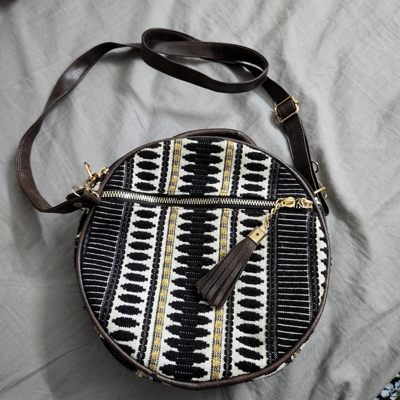 Handbags - Sling bag